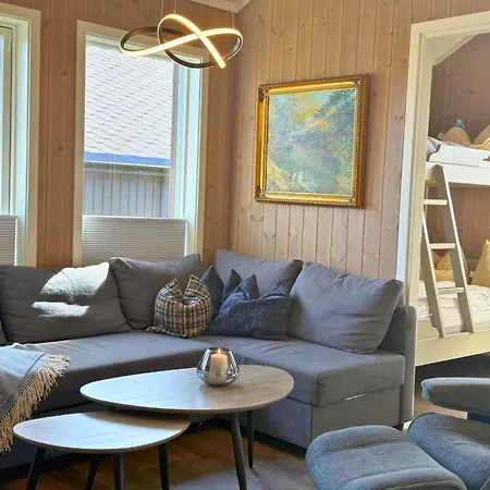 Perfect Base For Skiing And Local Events *
